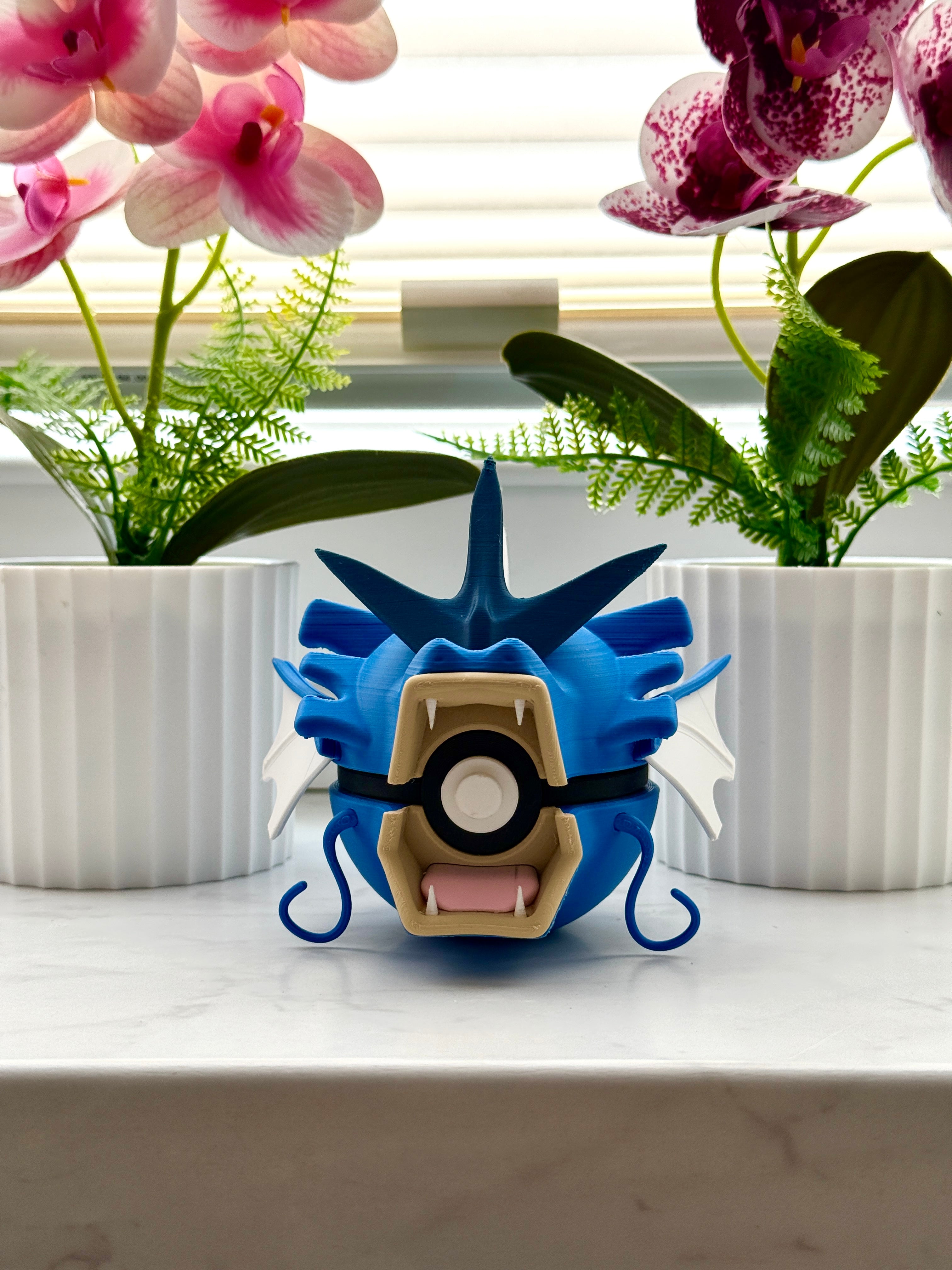 Garados / Shiny Garados Monsterball #130 | 3D-Druck Figur | Dekoratives Sammlerstück | Fan-Made