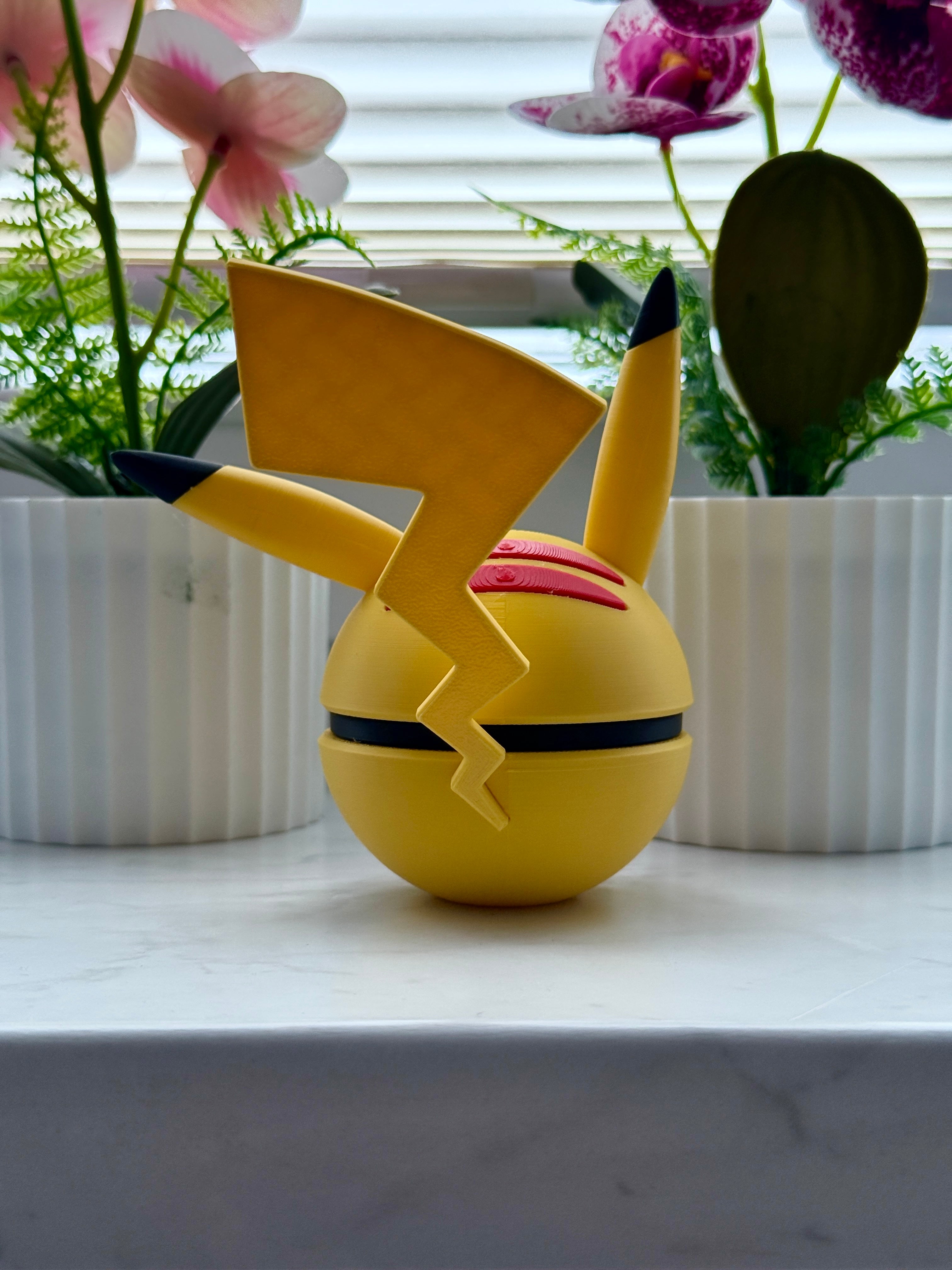 #025 - "Blitzmaus" Monsterball