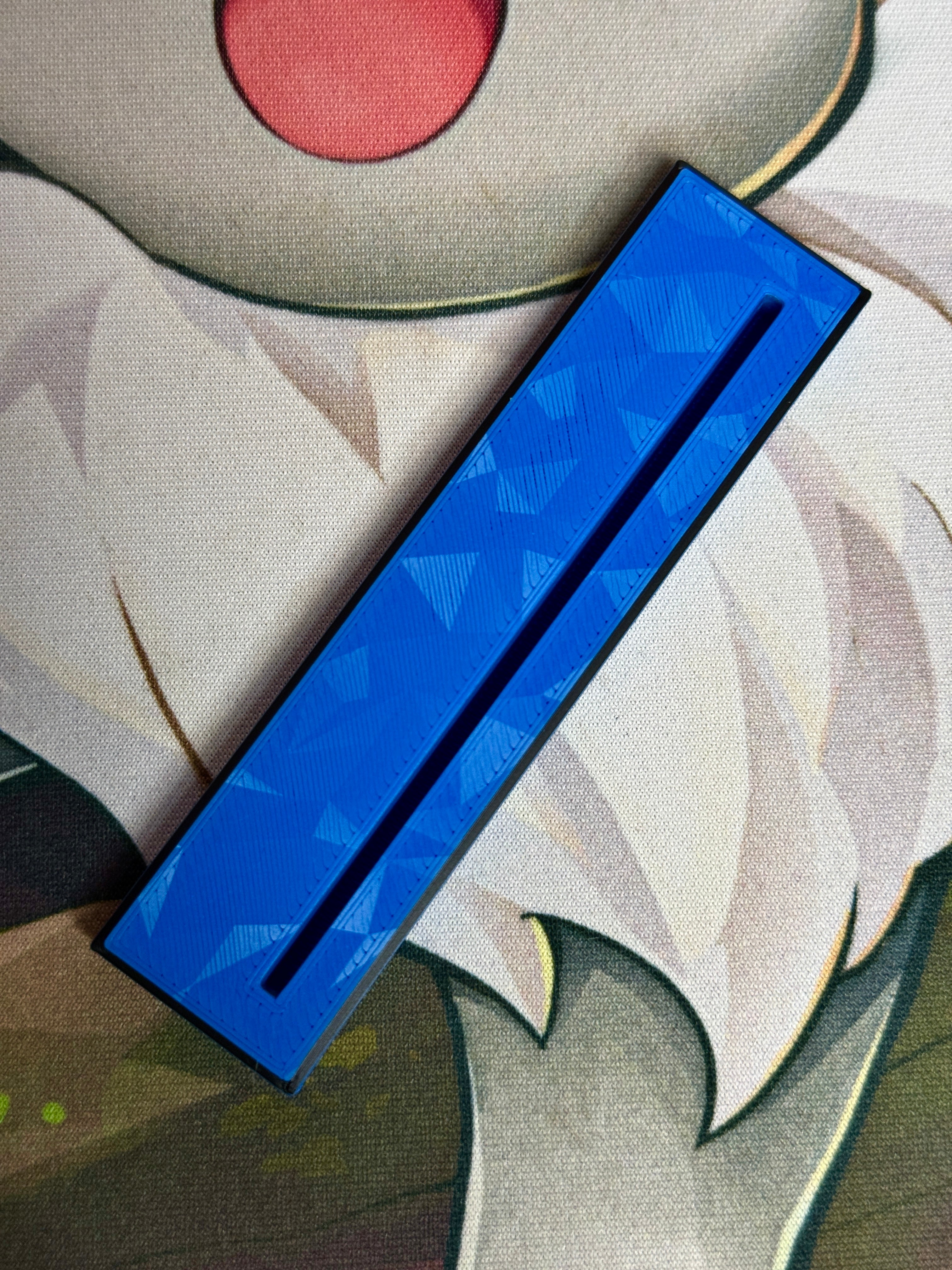 Toploader Aufsteller Blau/Schwarz - Für alle gängigen TCGs (2er Set)